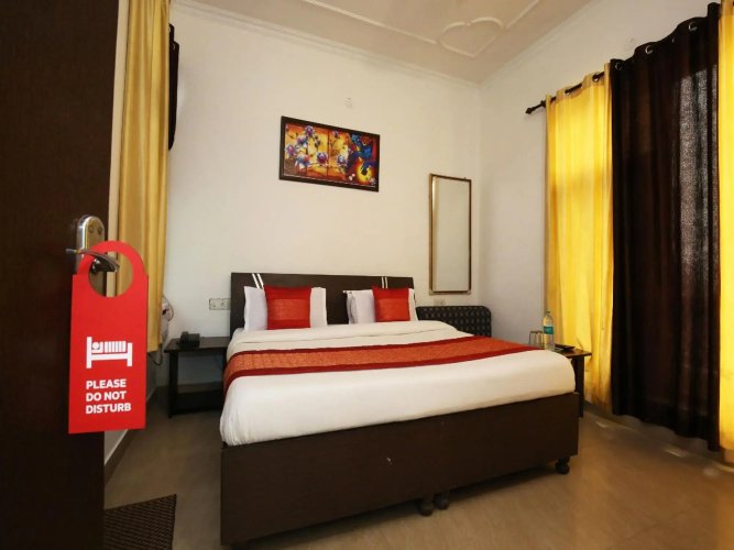 OYO 9657 Hotel Sham Villa