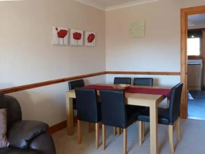17 Lockhart Place