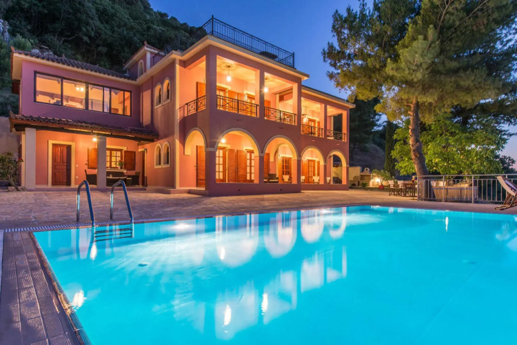 Villa Eora
