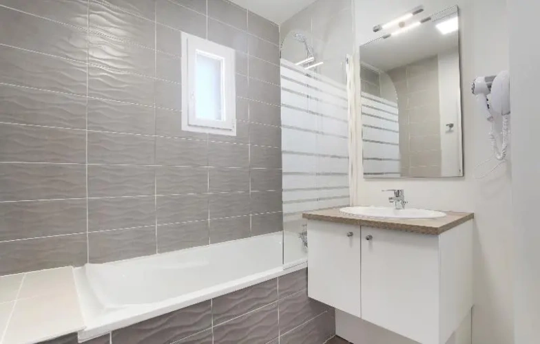 1 Bedroom Quadruple Apartment