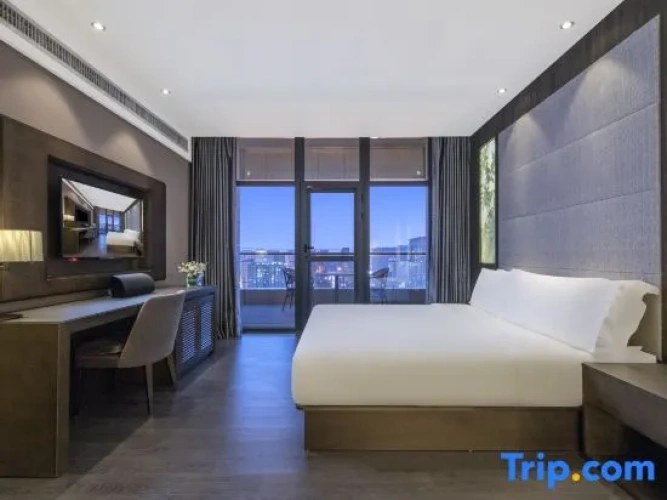 Deluxe Double Suite