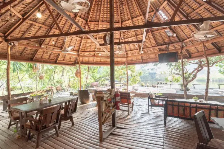 Oyo 693 Tree House Cottage