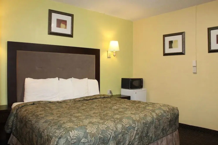 Double N Motel