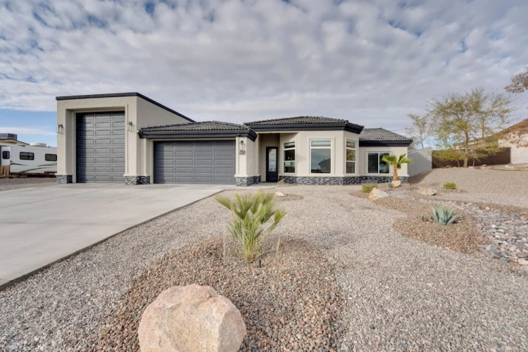 3 Bedrooms Cottage