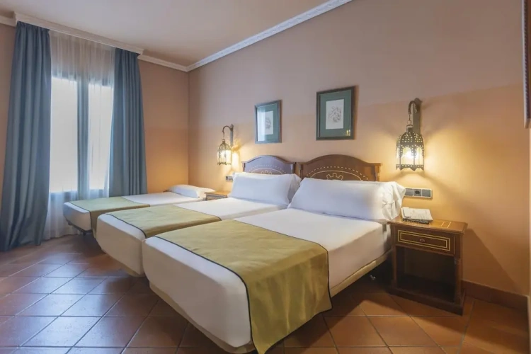 Classic Triple room