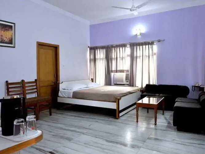 Basant Inn