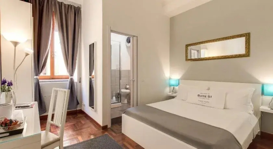 YHR Suite 51