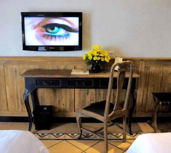Omah Sinten Heritage Hotel & Resto