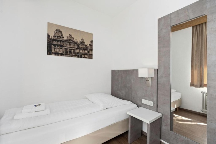 Standard Double room with view