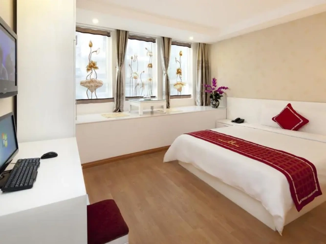 Deluxe Double room with view