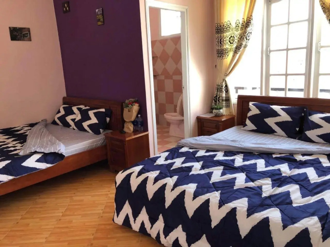 Fullhouse Homestay