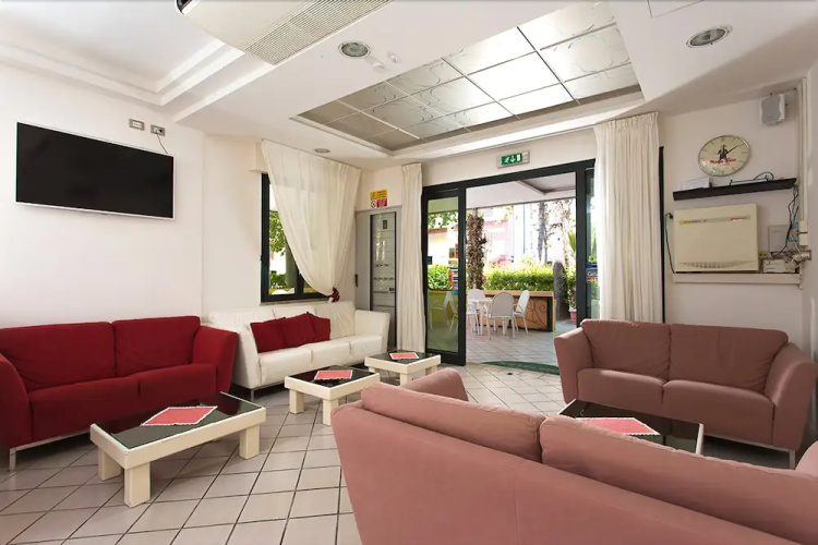 Kristalex Pet Family Hotel