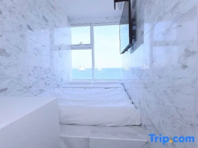 Standard Single room with sea view
