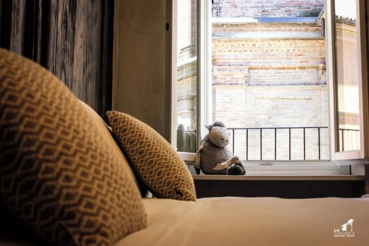 1 Bedroom Superior Apartment with balcony and with courtyard view