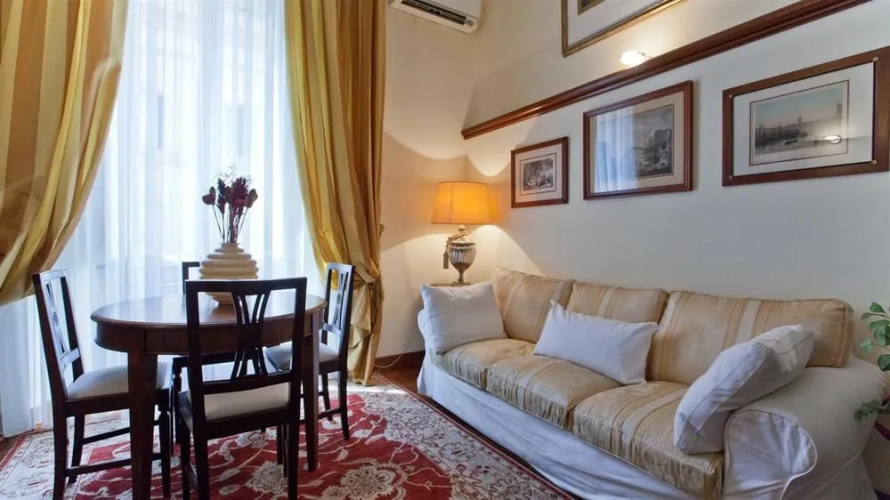 Rental in Rome Borghese Apartment
