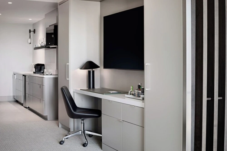 Executive Quadruple Suite with balcony