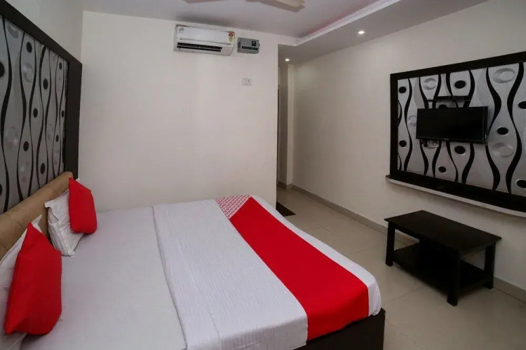 Siddharth Guest House By OYO Rooms