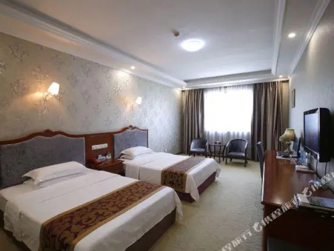 Tongnan Celebrity Hotel
