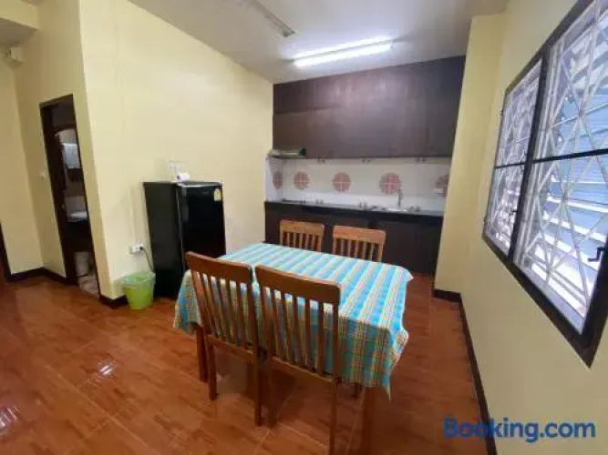 ZEN Rooms Nanai Soi 2
