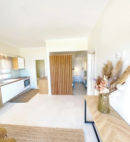 2 Bedrooms Apartment with balcony