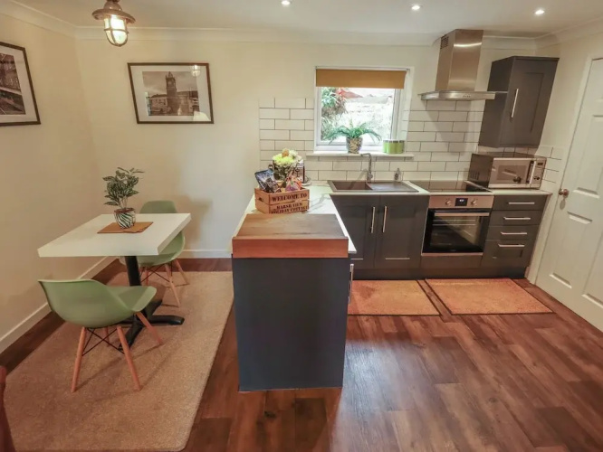 Marsh View Cottage