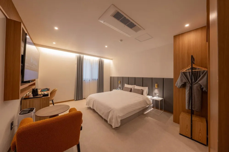 H Avenue Munhyeon