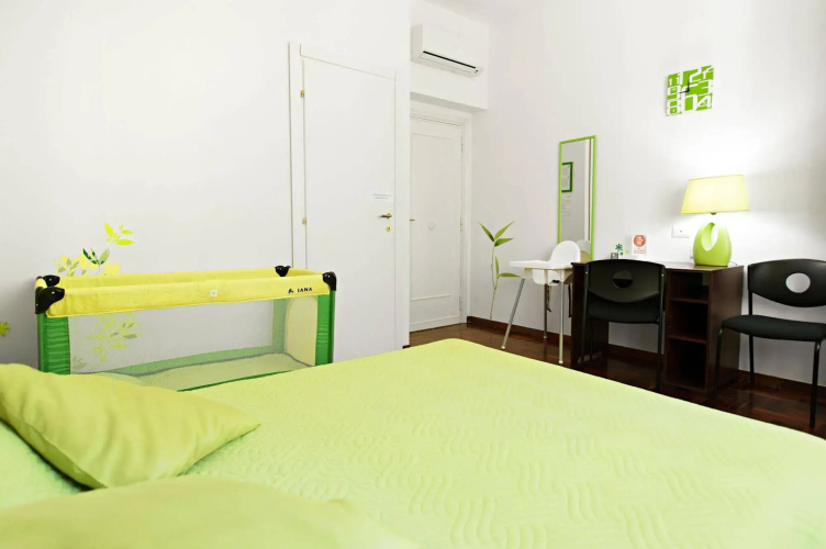 Take It Easy Roma Guest House