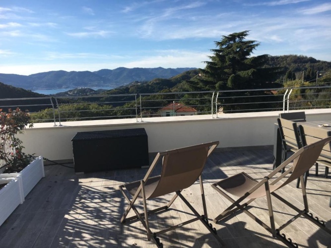 3 Bedrooms Apartment