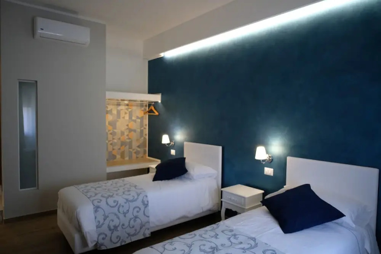 PVrooms