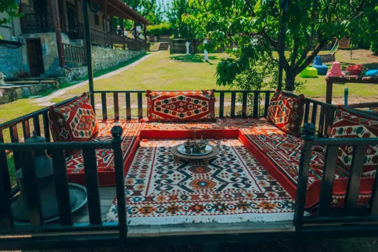 Sahra Kutuk Evleri