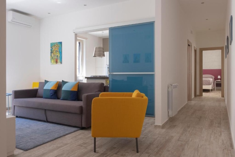 2 Bedrooms Apartment