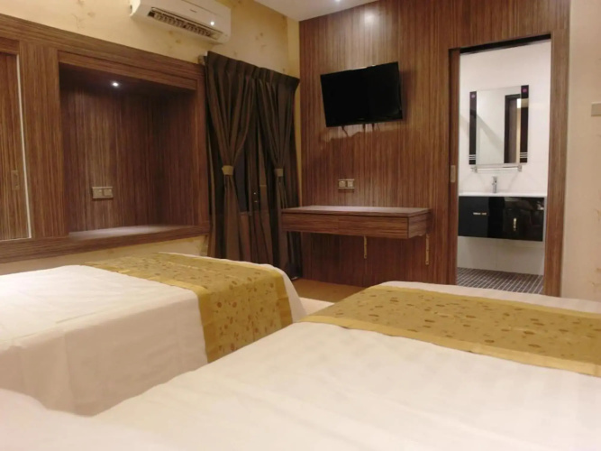 Mandarin Hotel