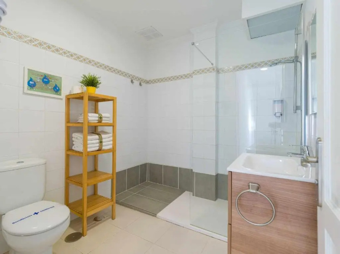 Mahostly Apartamento Comillas SC