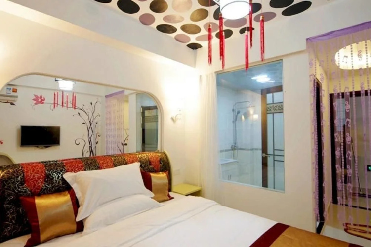 Fenghuage Hotel