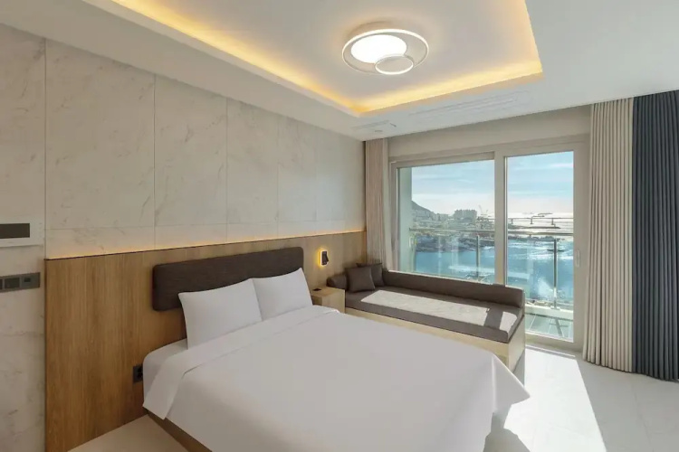NewCZ Nampo Hotel