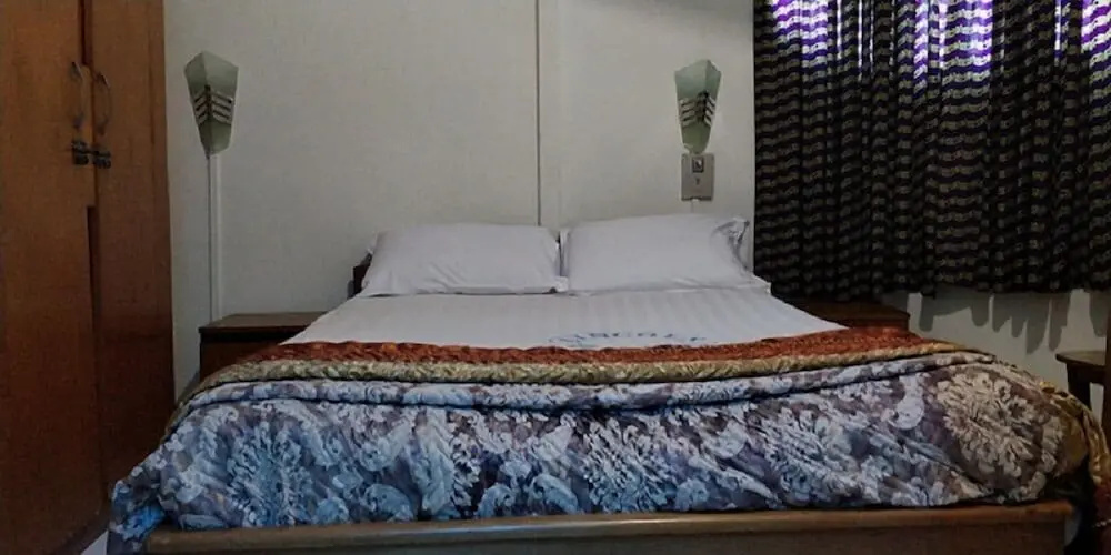 Lincoln Hotel