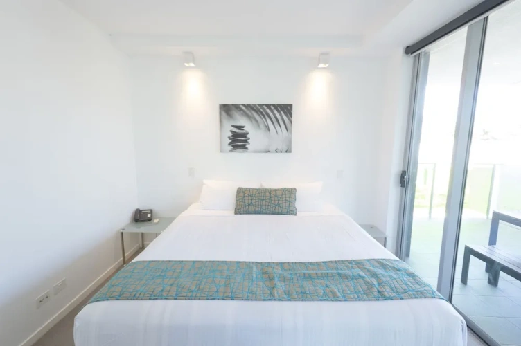 2 Bedrooms Deluxe Apartment