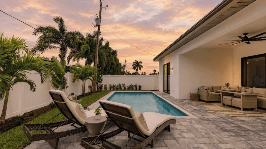 4 Bedrooms Cottage