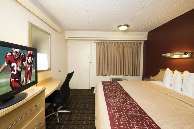 Red Roof Inn Edison