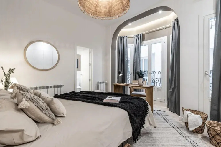Ojen - 4 Bedrooms in Trafalgar