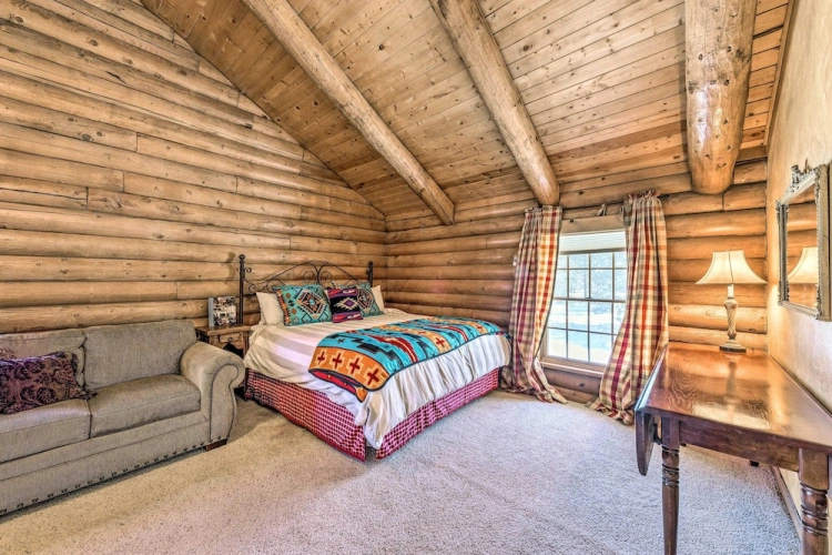 3 Bedrooms Cottage