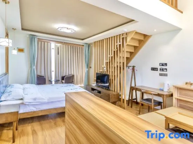 Deluxe Family Duplex Suite