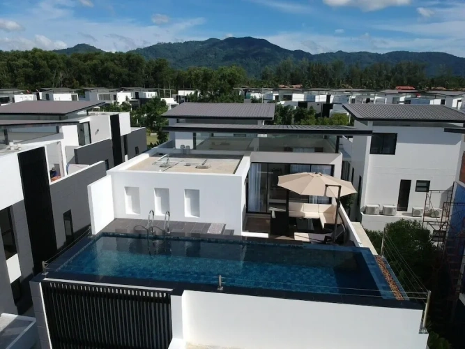 5 Bedrooms Comfort Villa
