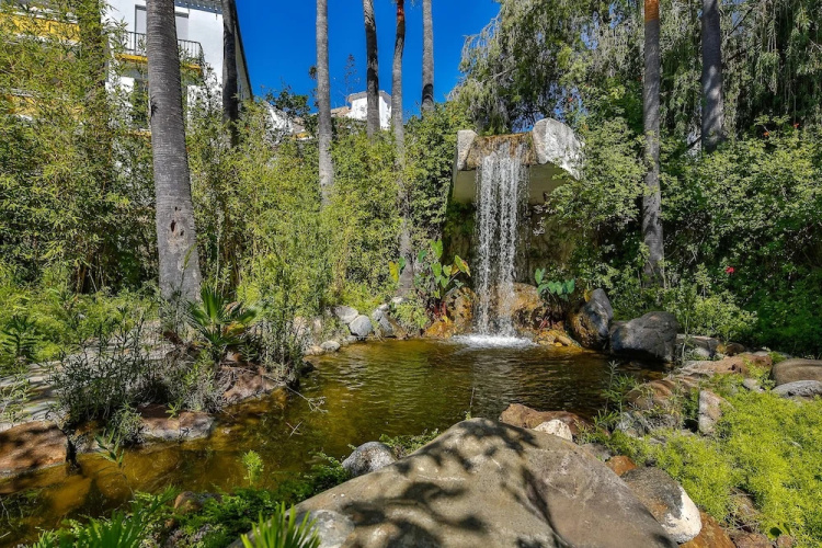 Jardines de las Golondrinas
