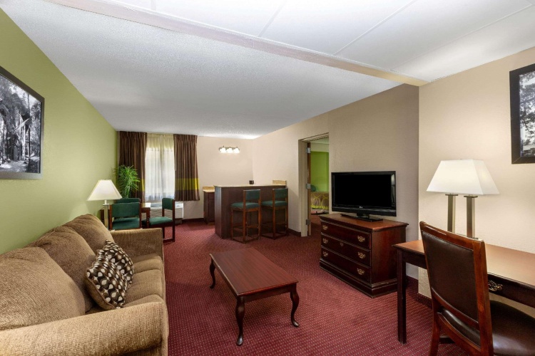 1 Bedroom Double Suite