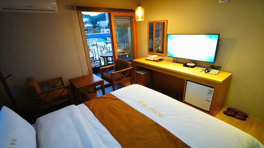 Guest rooms