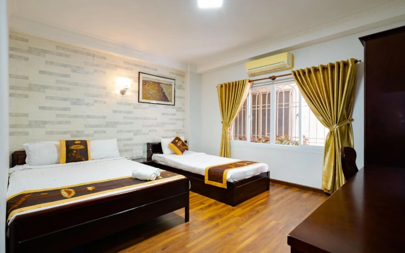 Superior Triple room