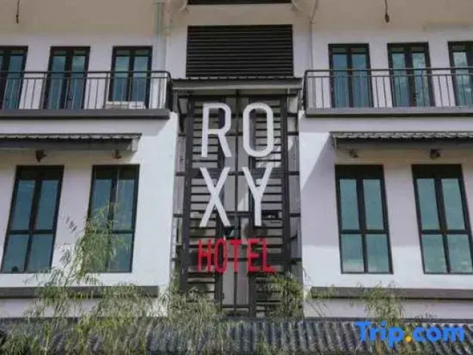 Roxy Hotel Siniawan