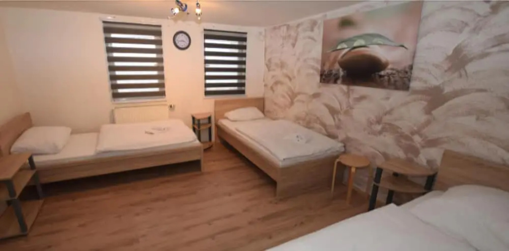 AB Apartment 83