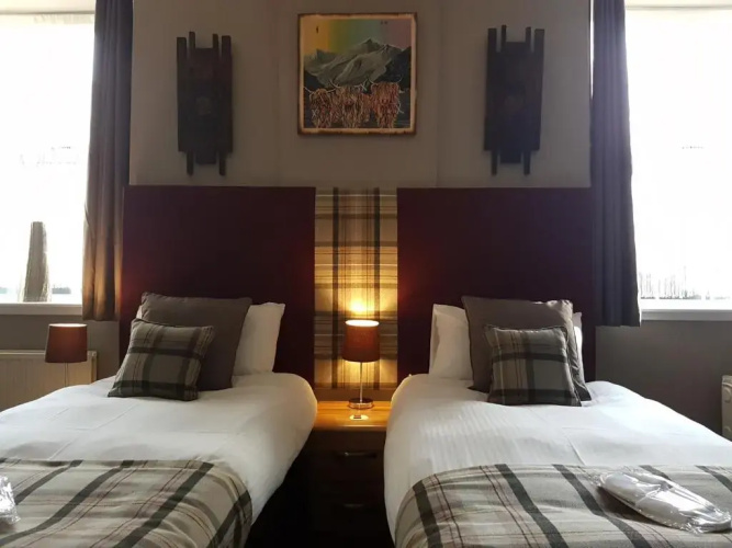 Fairburn Hotel